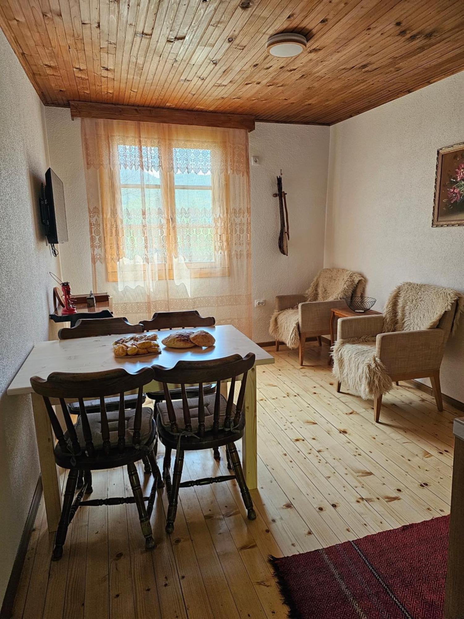 Traditional House Srna Мойковац Экстерьер фото