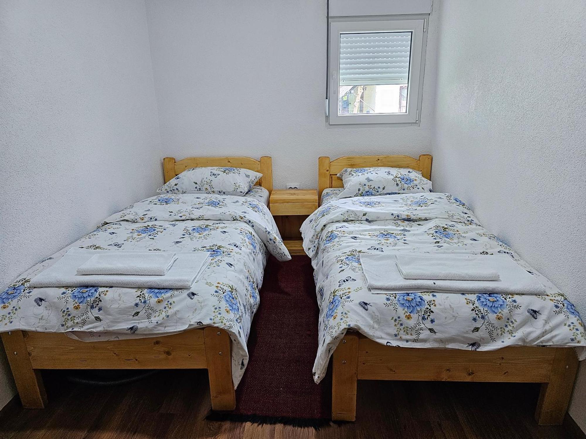 Traditional House Srna Мойковац Экстерьер фото